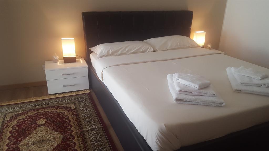 B&B Amaفيرونا الغرفة الصورة
