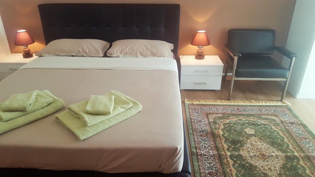 B&B Amaفيرونا الغرفة الصورة