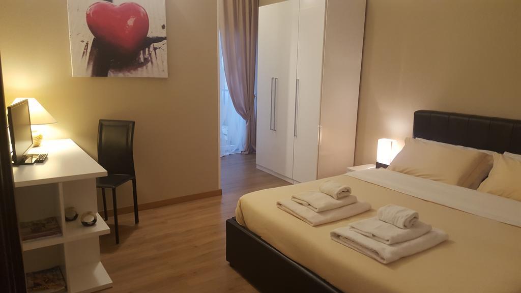 B&B Amaفيرونا الغرفة الصورة